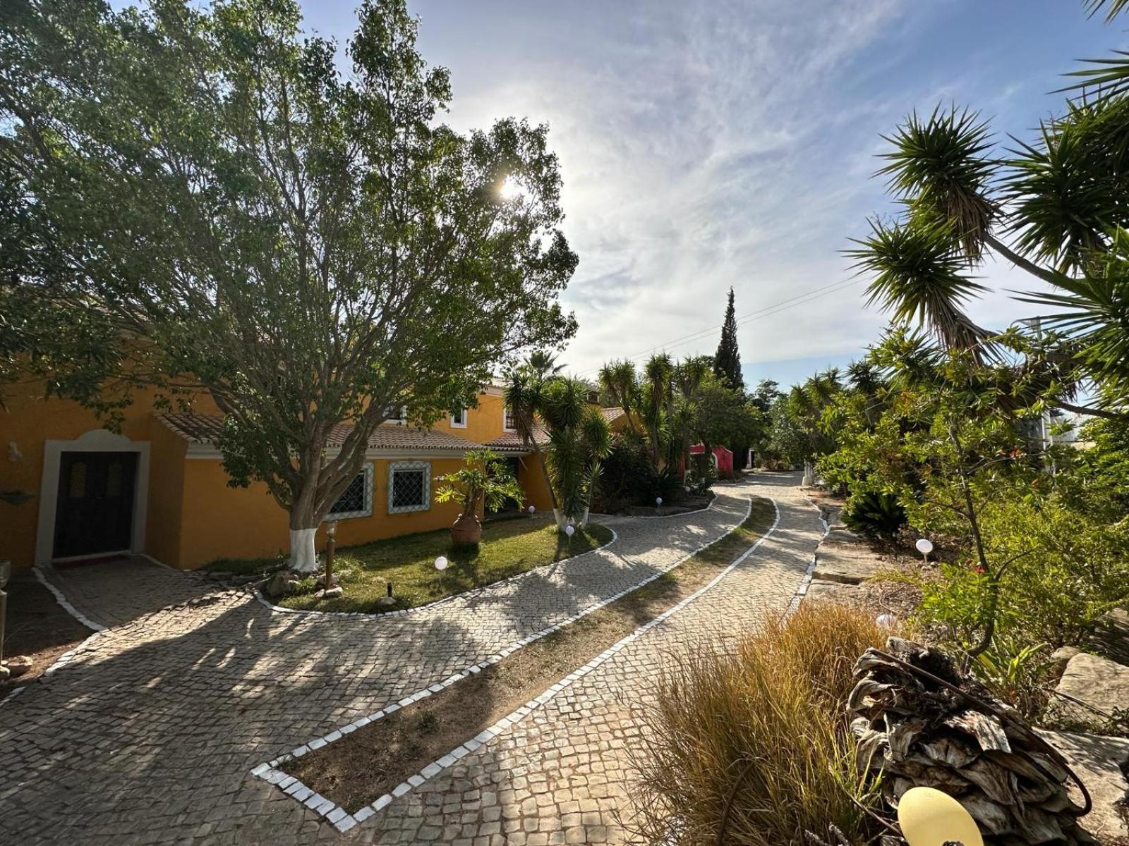 Отель Nuriah Boutique House Боликейме Экстерьер фото